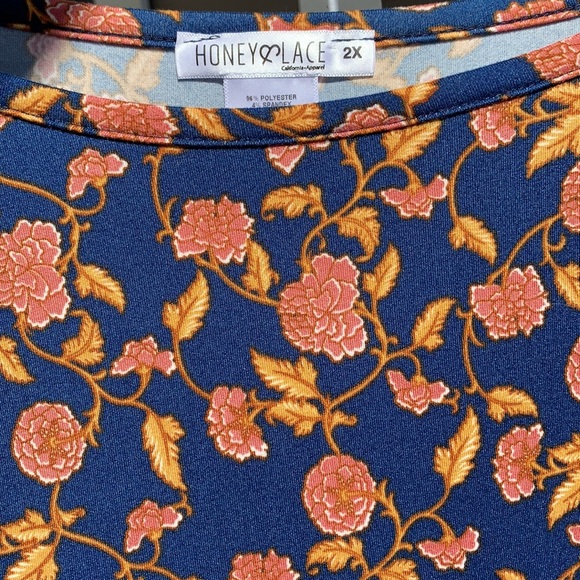 Honey & Lace Shirt - Picture 3 of 3